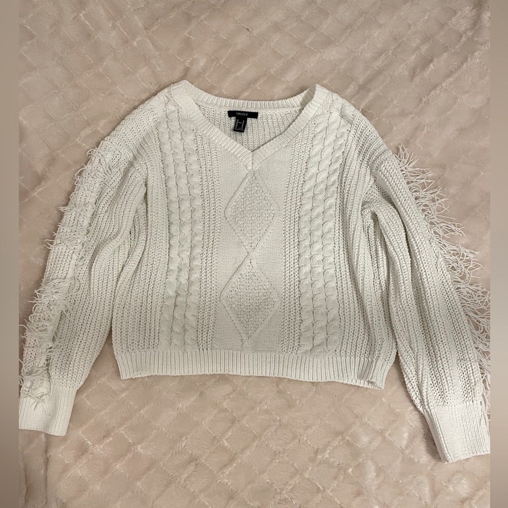 Forever 21 sweater size medium